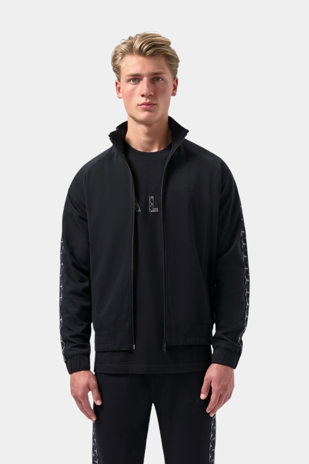 Чорна олімпійка BALR. Monogram Tape Regular Fit B1387.1023 102 BALR.